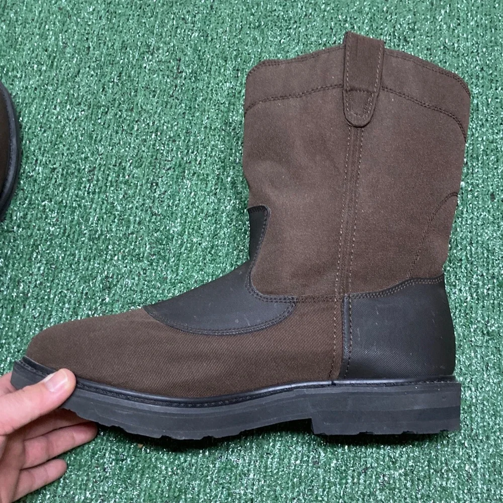 LaCrosse Men's Brown and Black boots size 13 (OKPM-02-034)